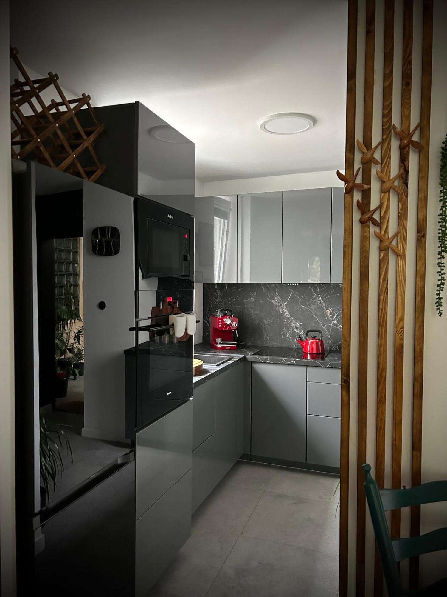Metro Trocka Apartment Warsaw Exterior photo